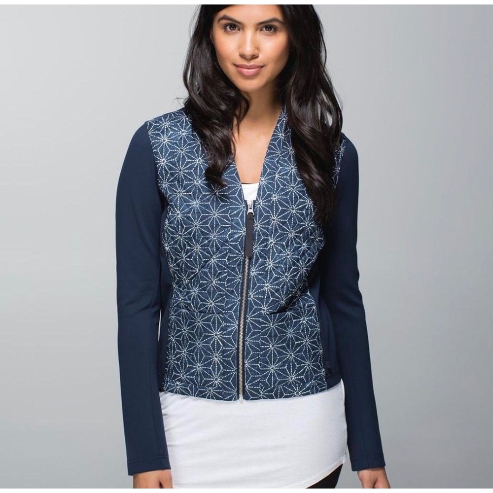 Lululemon Navy Quilted Starburst Full Zip Jacket Women Size 6 Geometric Athletic